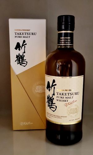 Nikka Taketsuru Pure Malt Edition 2020 in Geschenkbox 43% 0,7l